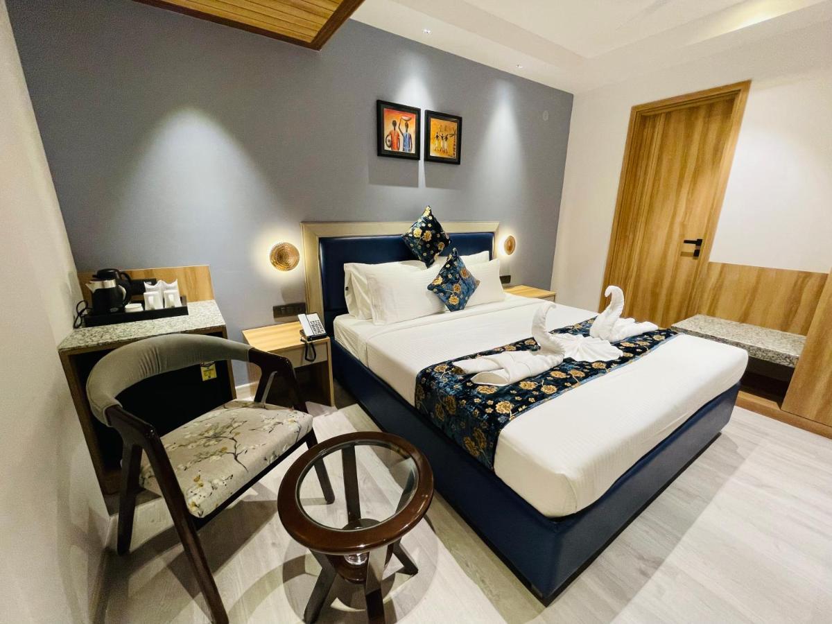 Hotel Malbork Inn @ Janakpuri 델리 외부 사진