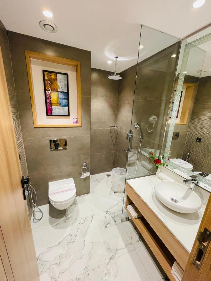 Hotel Malbork Inn @ Janakpuri 델리 외부 사진