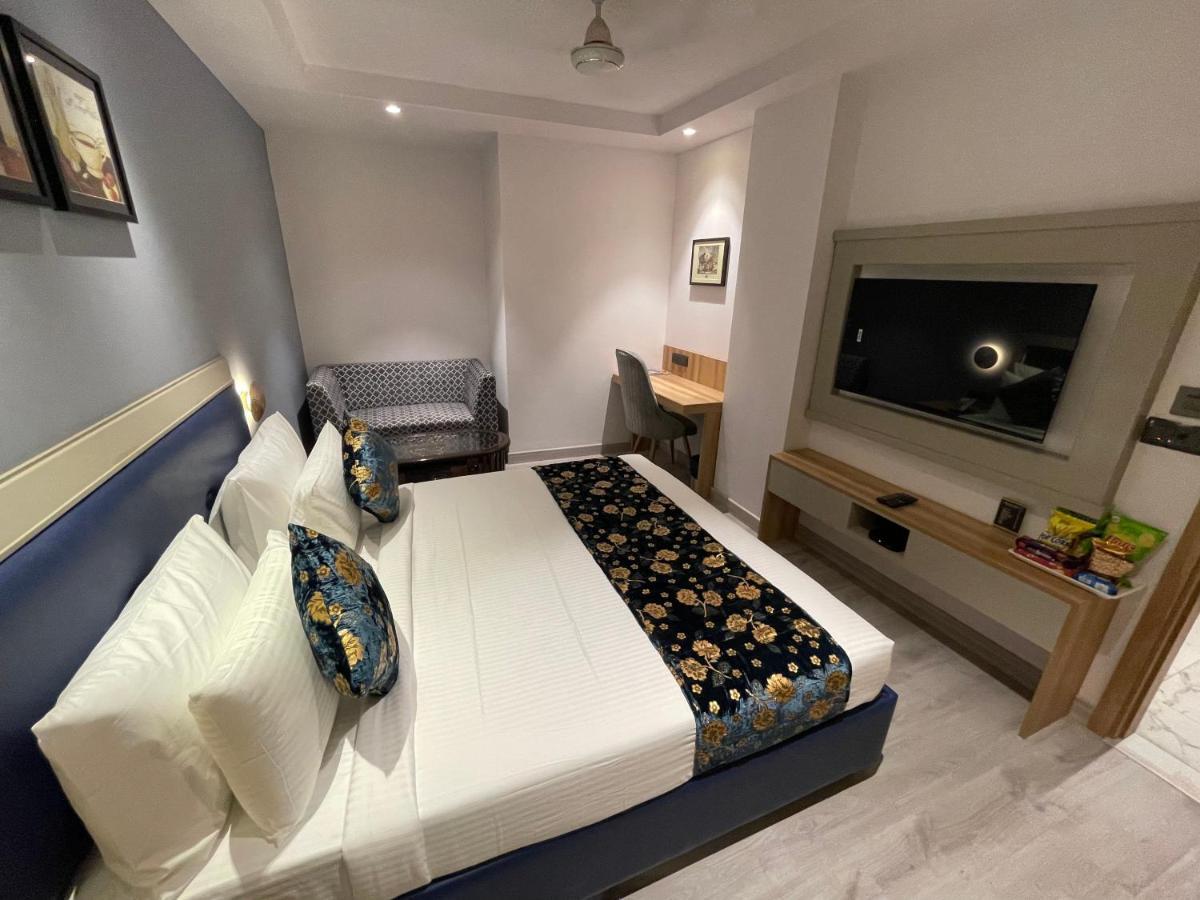 Hotel Malbork Inn @ Janakpuri 델리 외부 사진