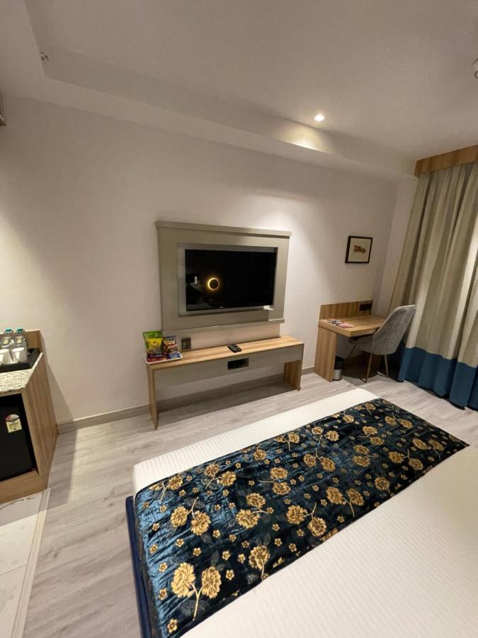 Hotel Malbork Inn @ Janakpuri 델리 외부 사진